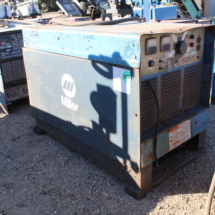 #3485 • MILLER DELTAWELD650, WELDER