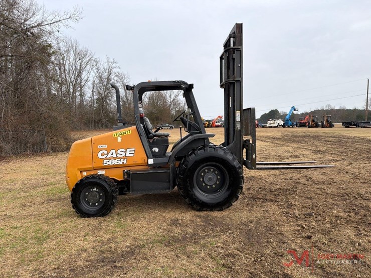 2019-case-586h-image-2