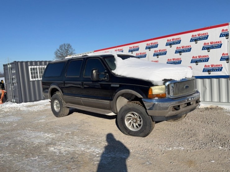 2001-ford-excursion-image-3