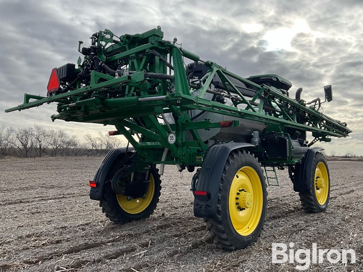 2022-john-deere-412r-image-5