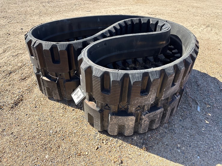 #2799-•-unused-450x86sdx60-e3-rubber-track-image-1