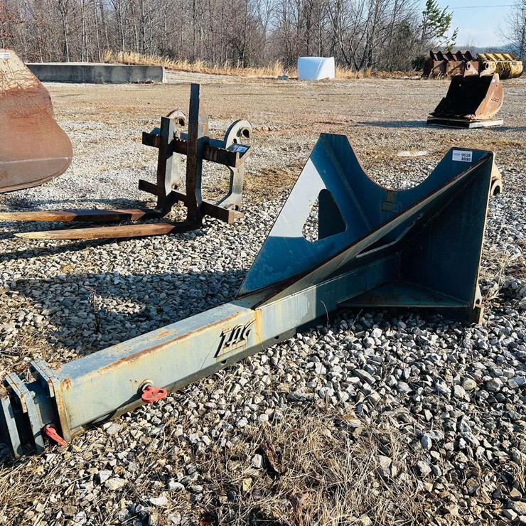 TAG Volvo Extendable Boom Attachment