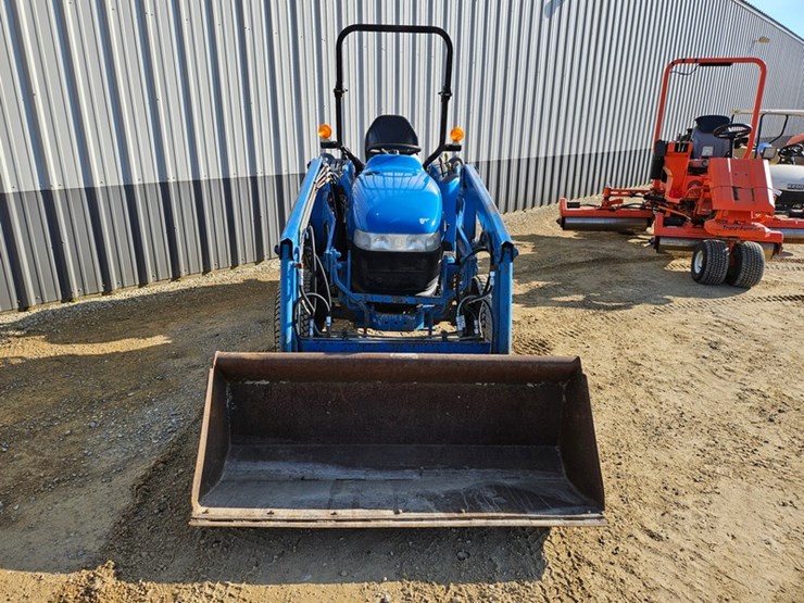 #165-•-new-holland-1630t-tractor-&-7308-loader-image-8
