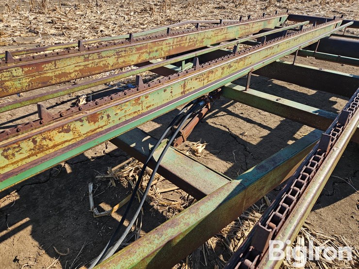 john-deere-200-image-17