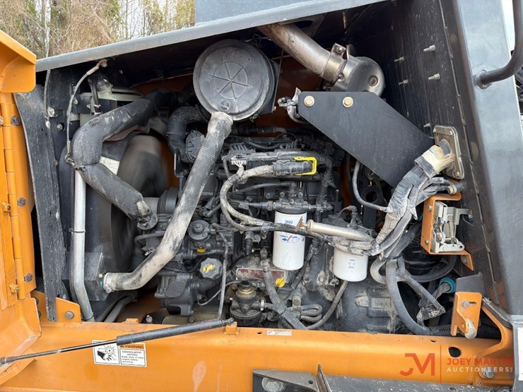 2021-case-586h-image-15