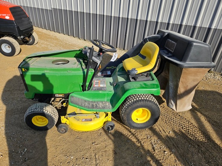 john-deere-lx176-image-2