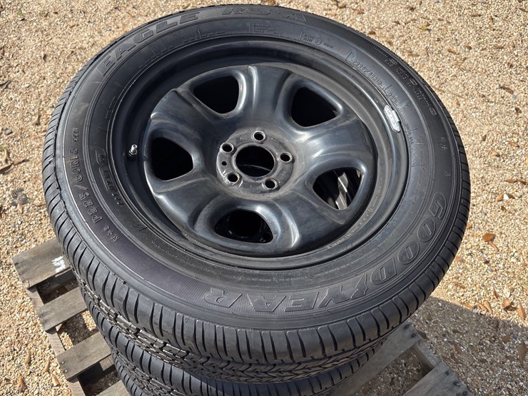 #37015-•-4-goodyear-eagle-tires-and-rims-image-3