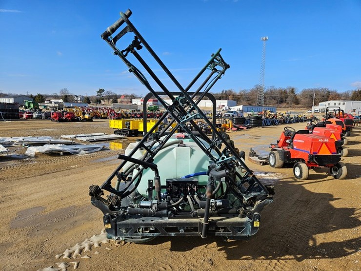 #145-•-toro-mp-5700d-sprayer-image-4