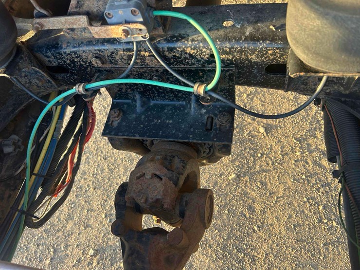 2007-freightliner-columbia-120-image-17