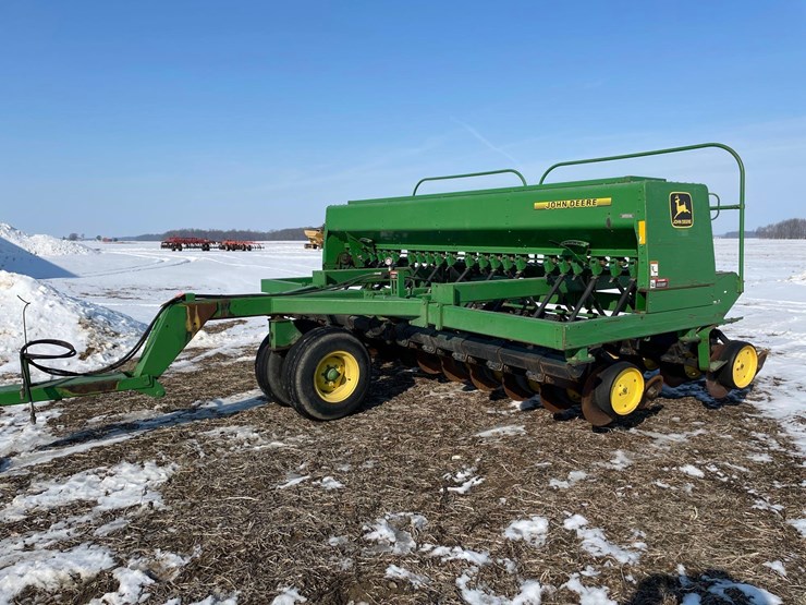 1998-john-deere-750-image-1