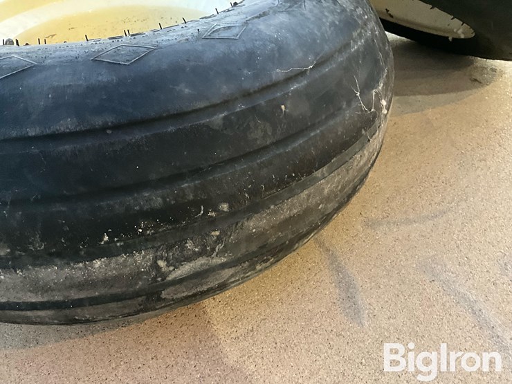 goodyear-12.5l-15-implement-tires-on-rims-image-20