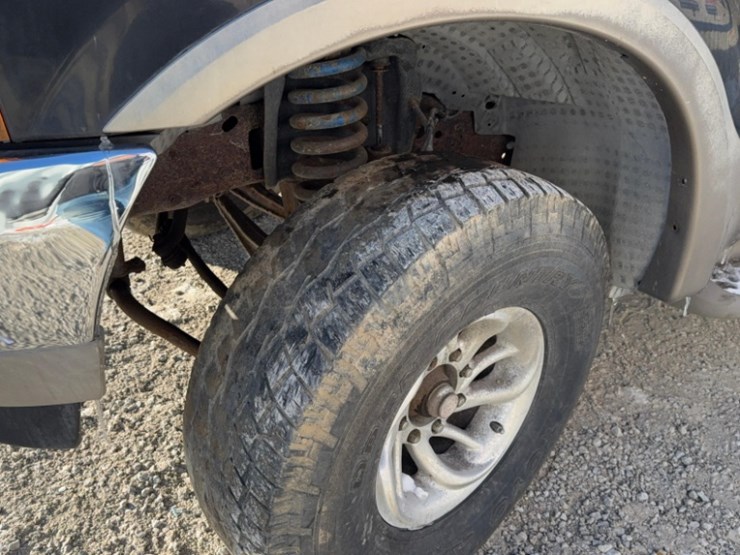 2001-ford-excursion-image-5