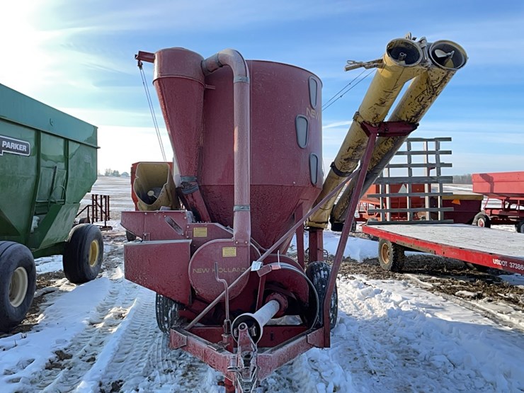 new-holland-354-image-13