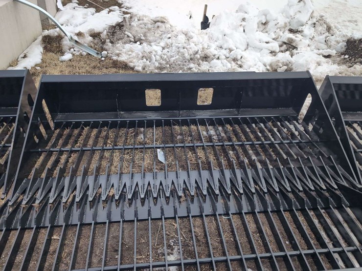 (1)-wolverine-78"-skid-steer-screening-bucket-sb78-image-1