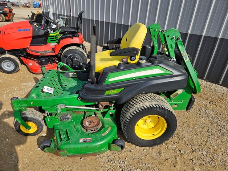 2015-john-deere-z930m-efi-image-2