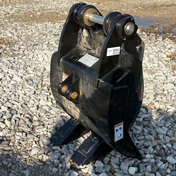 Unused CAT 583-5312 Linkage Grapple