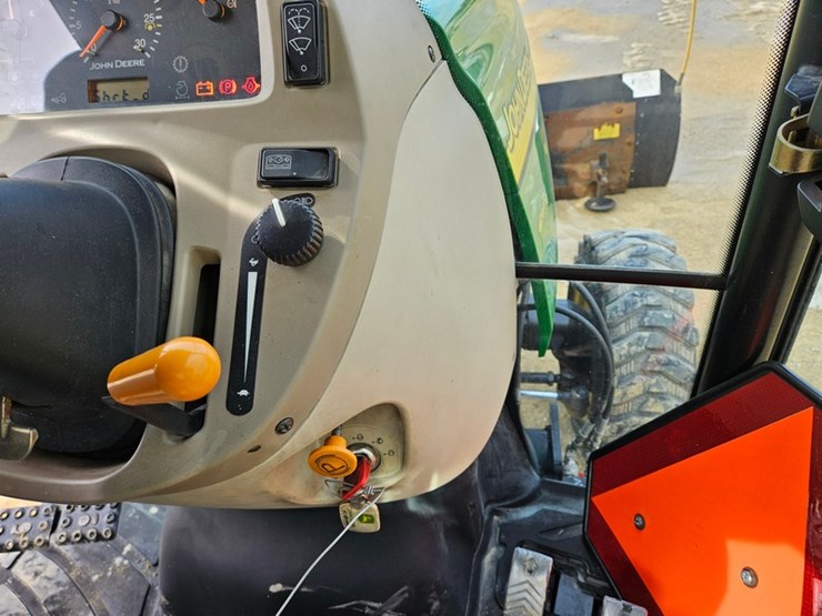 john-deere-3720-image-23