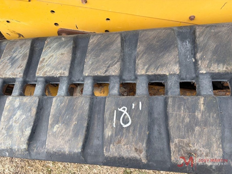 2015-caterpillar-299d-image-13