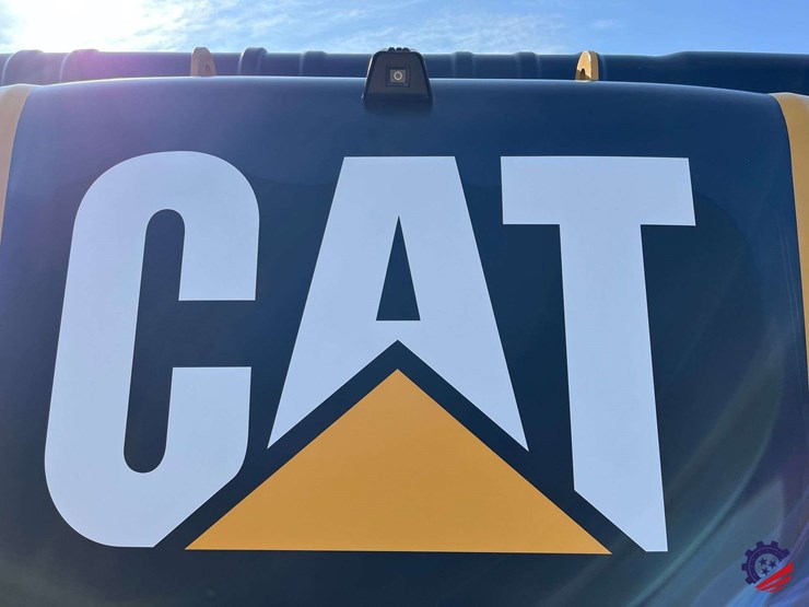 2018-caterpillar-326fl-image-52