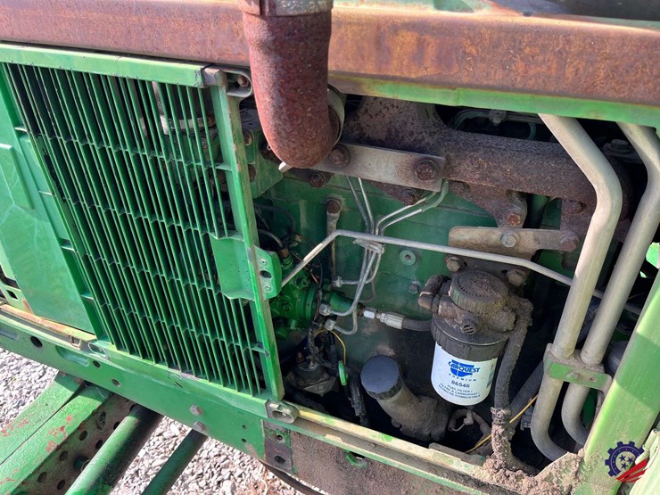 john-deere-6405-image-32