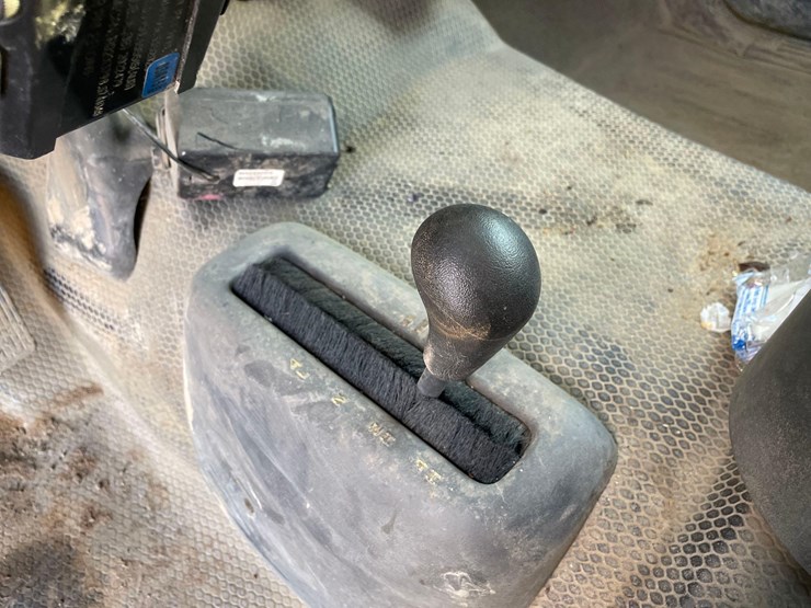 2006-chevrolet-2500-image-21