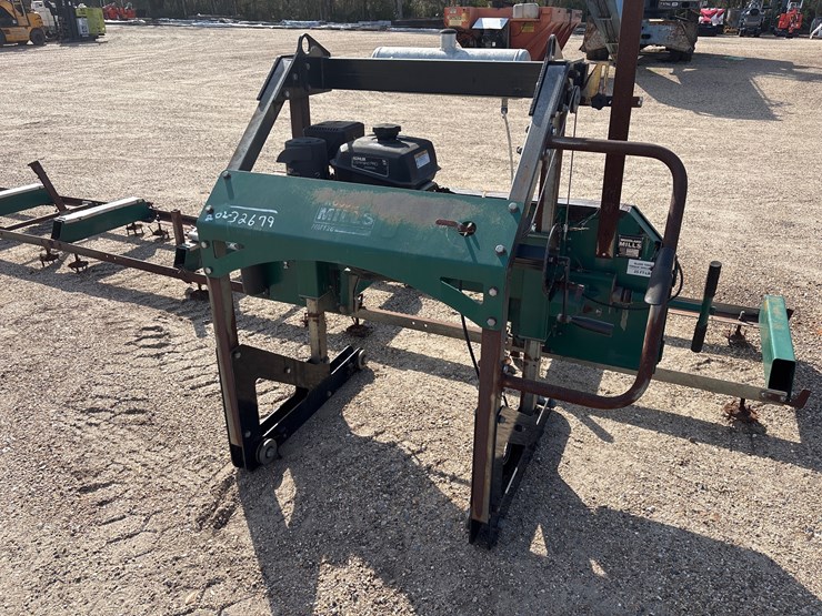 #3547-•-2018-woodland-mills-sawmill-model-hm126-14-image-2