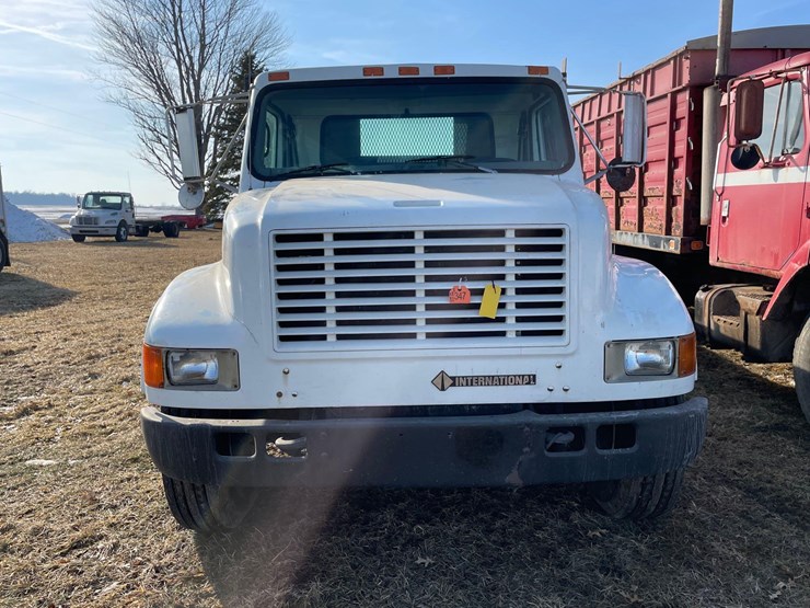 2000-case-ih-4700-image-11