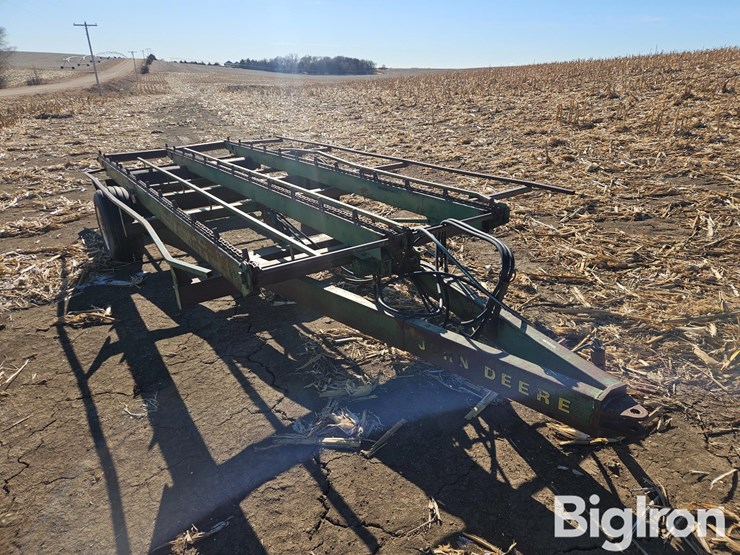 john-deere-200-image-3