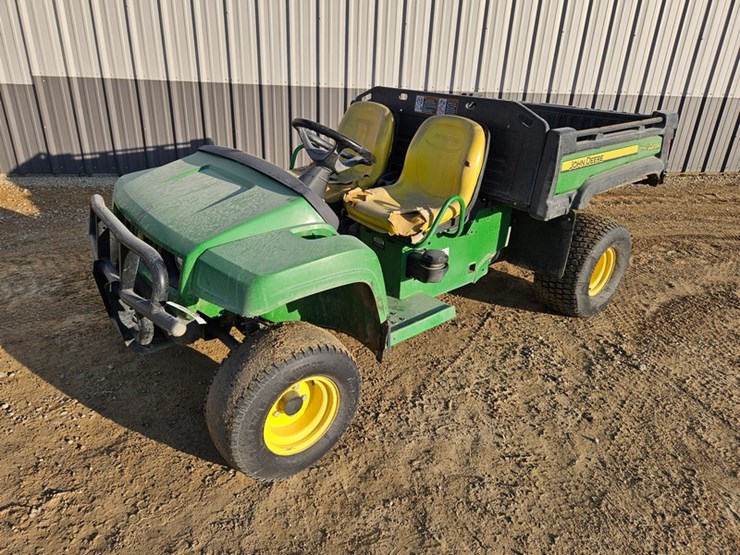 john-deere-tx-4x2-image-1