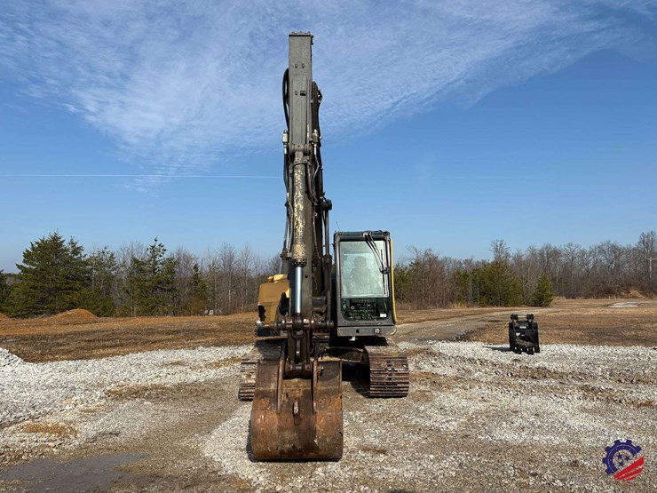 2012-volvo-ec140dl-image-17