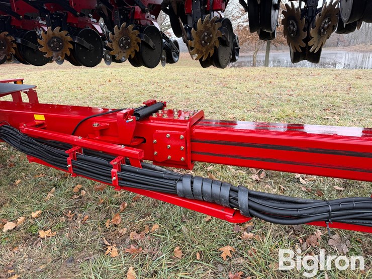 2013-case-ih-1245-image-10