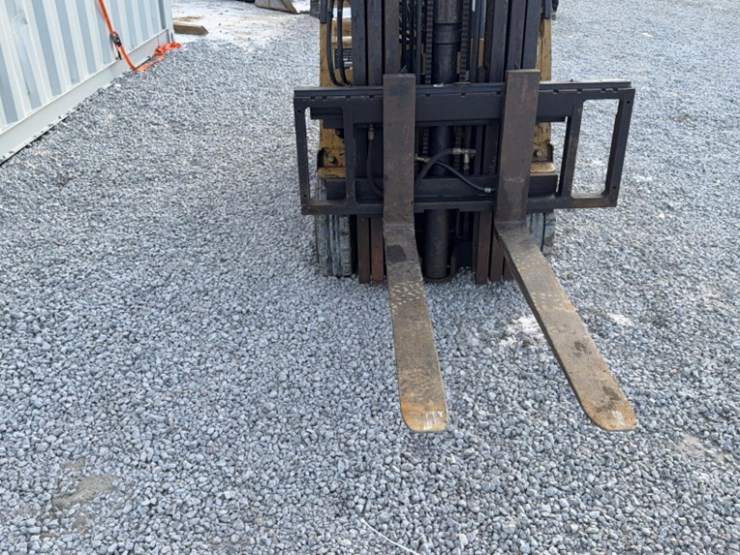 caterpillar-cc15,-fork-lift,-sn#7em-00539,-615-hrs.-3-mast,-42"-fork,-3,000lbs-cap,-image-16