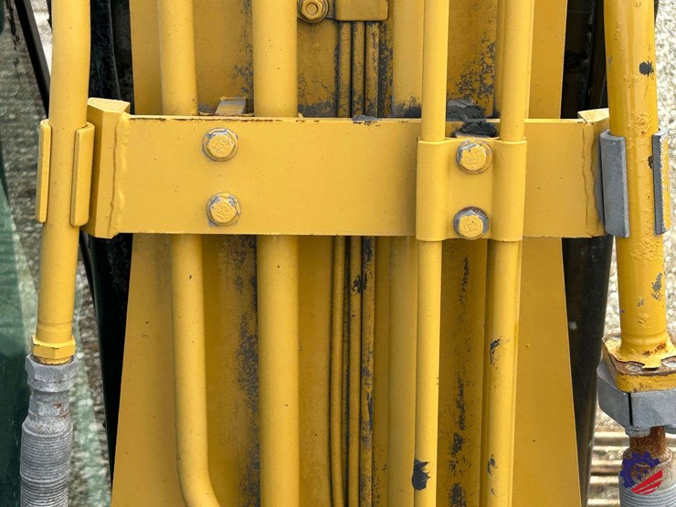 2017-caterpillar-318fl-image-103