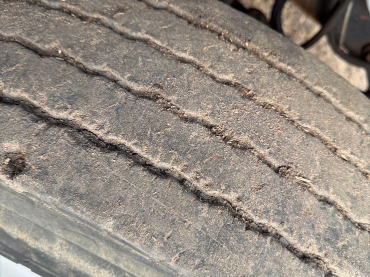 mack-rs686lst-image-15