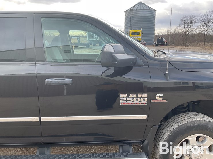 2016-ram-2500-hd-image-18