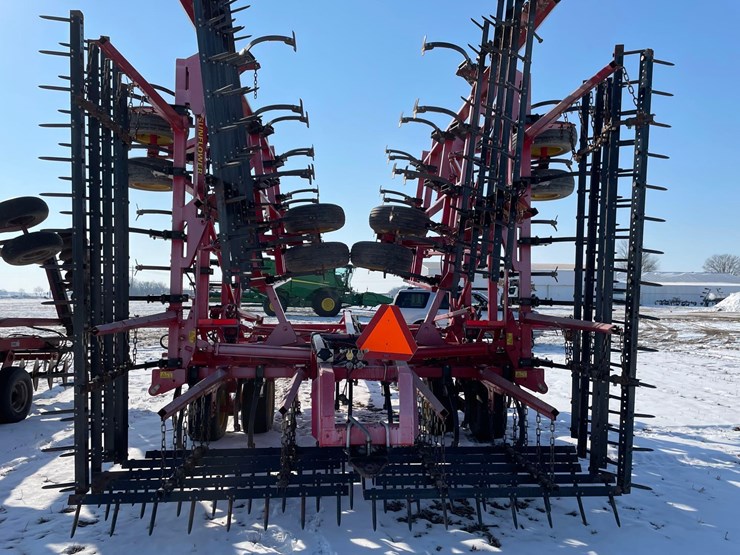 tag-#-,-52'-sunflower-5055-field-cultivator-image-8