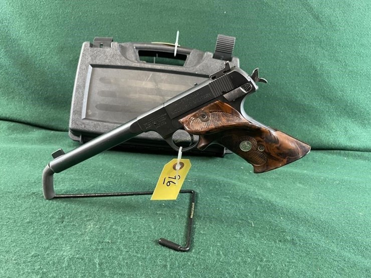 hi-standard-mdl.-h-d-military-22cal-pistol-image-1