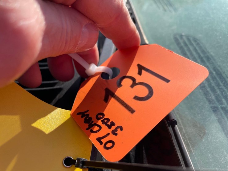 2007-chevrolet-3500-image-2