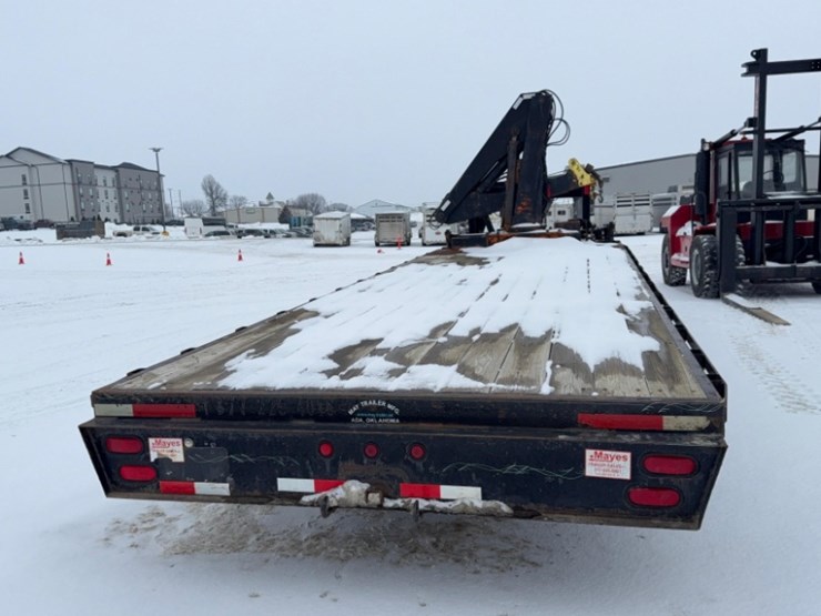 may-gooseneck-trailer,-14,000#-capacity,-no-ramps,-knuckle-boom-lift-on-front-vin#-4c8gs2629ya003492-image-9