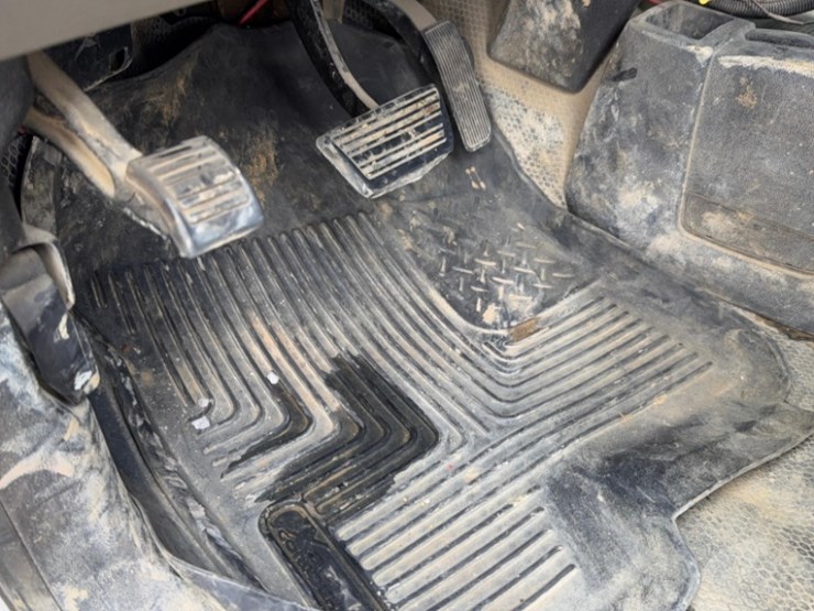 2014-gmc-2500-image-6