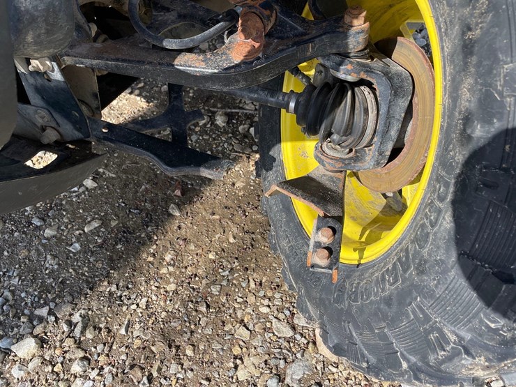 john-deere-gator-image-4