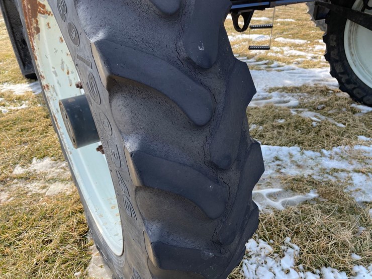 tag-#186,-2009-gvm-6215-self-propelled-sprayer-image-14