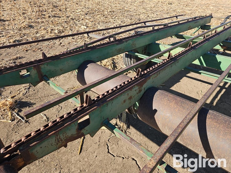 john-deere-200-image-13