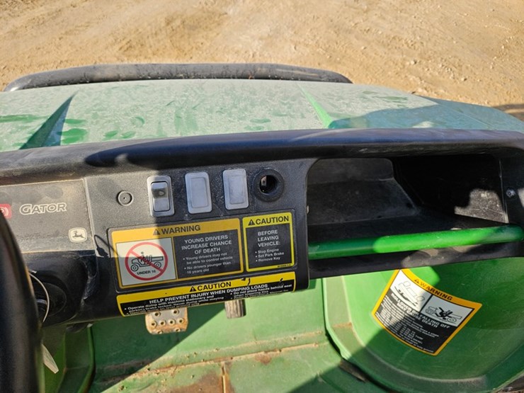 john-deere-tx-4x2-image-13