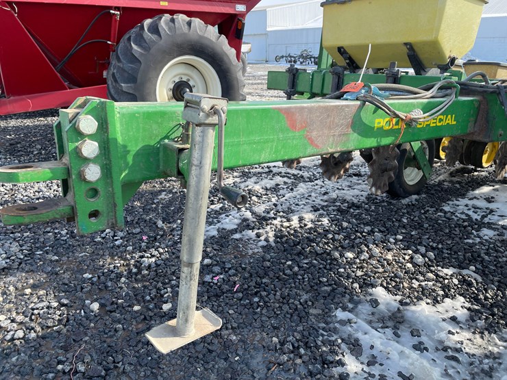 john-deere-7000-image-4