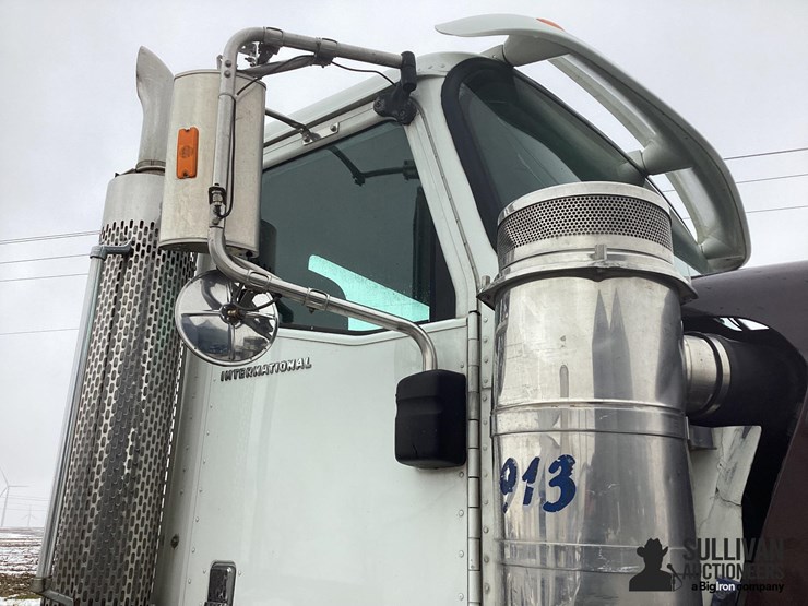 2007-international-9900i-image-19