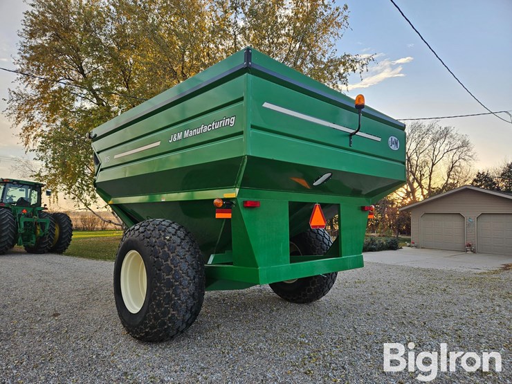 2009-j&m-875-18-image-7