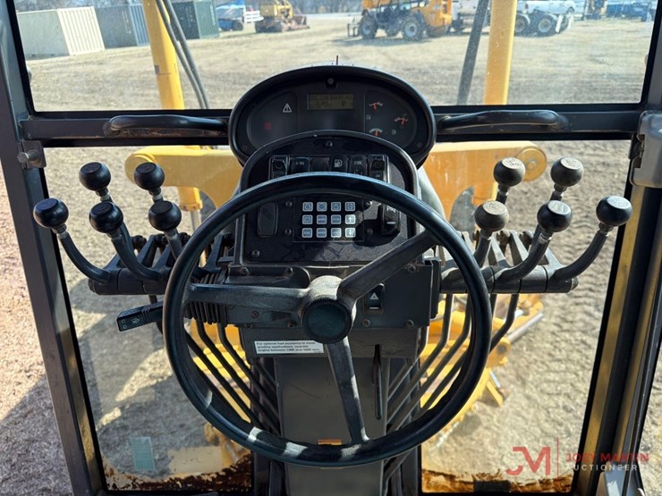 2006-volvo-g946-image-32