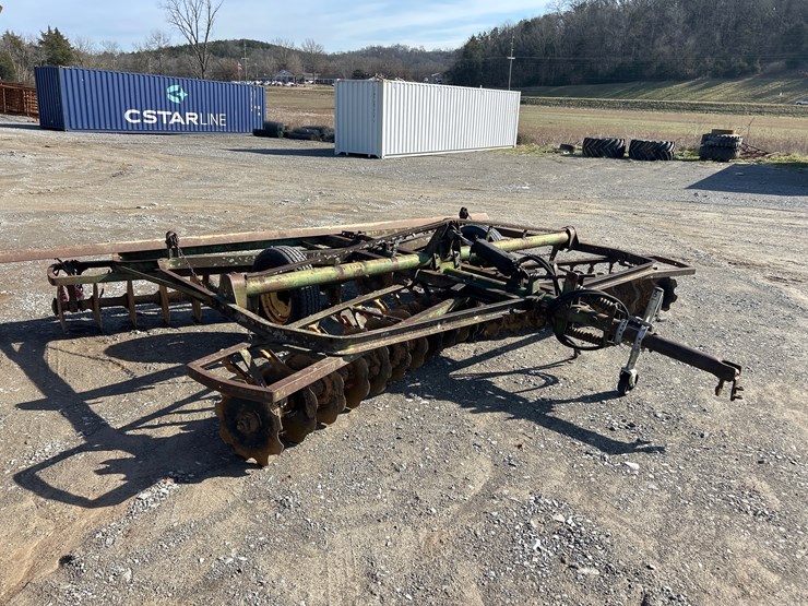 john-deere-14-image-1