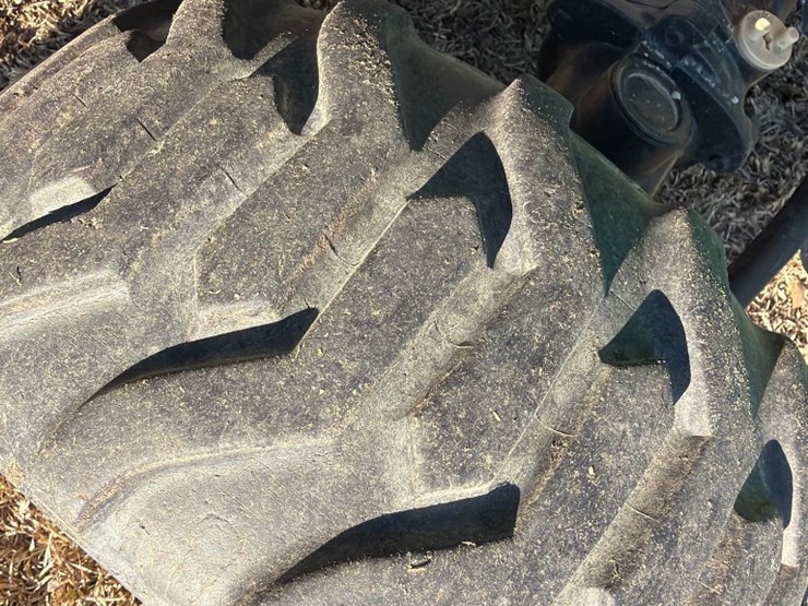 john-deere-1023e-image-10